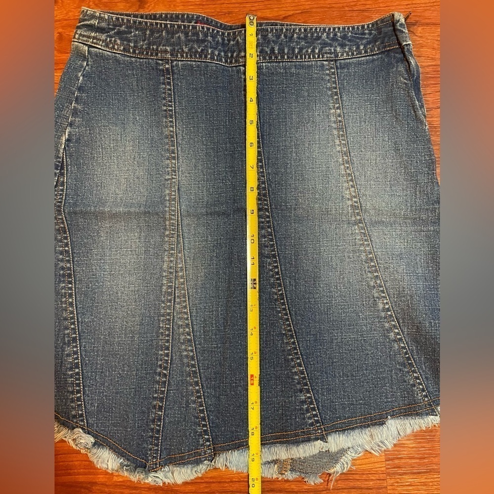 Guess Jean Denim Skirt Size 27 - Picture 7 of 7